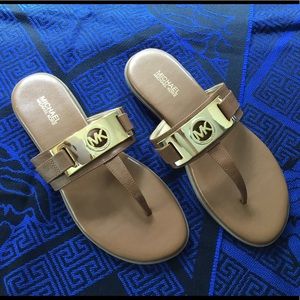 NWT MK MICHAEL KORS SANDALS